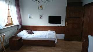 Апартаменты Apartamenty Pod Klonami Kisewo Leczyce Номер-студио с кроватью размера "king-size"-8